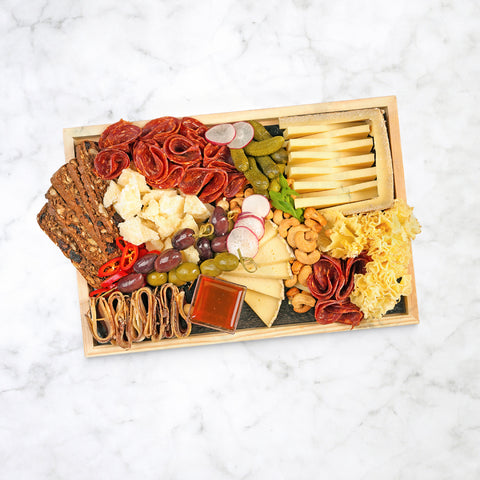 Artisanal Charcuterie Board (4-6 People)